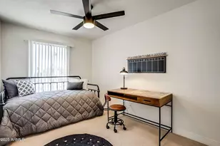 7906 E Keim Dr, Scottsdale, AZ 85250 - Photo 31