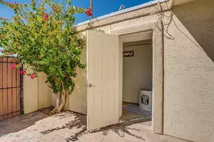 7906 E Keim Dr, Scottsdale, AZ 85250 - Photo 41