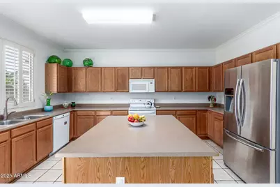 10355 W Willow Lane, Avondale, AZ 85392 - Photo 13