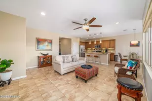 883 N Broken Hills Dr, Green Valley, AZ 85614 - Photo 9