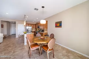 883 N Broken Hills Dr, Green Valley, AZ 85614 - Photo 15