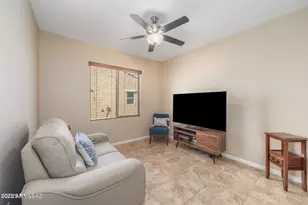 883 N Broken Hills Dr, Green Valley, AZ 85614 - Photo 17