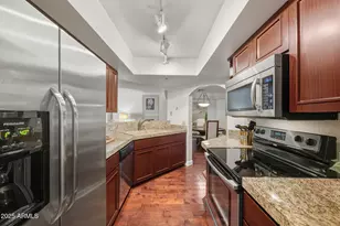 5104 N 32nd St, Phoenix, AZ 85018 - Photo 13