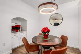 3221 N 37th St, Phoenix, AZ 85018 - Photo 11