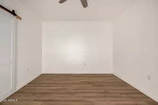 3221 N 37th St, Phoenix, AZ 85018 - Photo 19