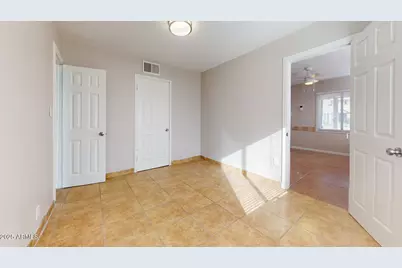 2214 N 24th Place, Phoenix, AZ 85008 - Photo 17