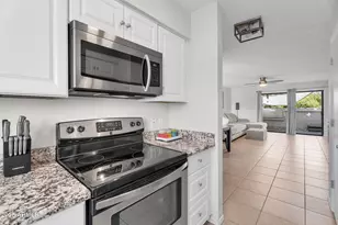 16528 E Gunsight Dr, Fountain Hills, AZ 85268 - Photo 11