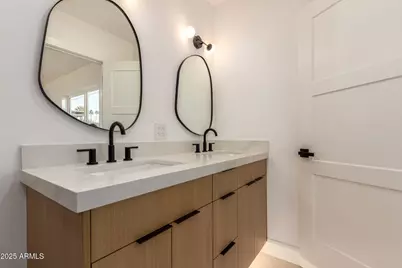 2602 N 82nd Street, Scottsdale, AZ 85257 - Photo 23