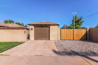 3001 N 17th Drive, Phoenix, AZ 85015 - Photo 23