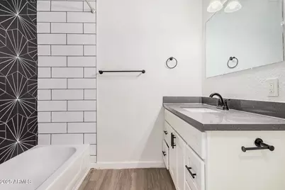 1804 W Tuckey Lane #1, Phoenix, AZ 85015 - Photo 21