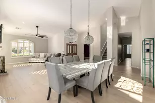 5733 S Amberwood Dr, Chandler, AZ 85248 - Photo 13