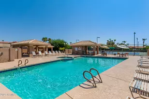 5733 S Amberwood Dr, Chandler, AZ 85248 - Photo 61