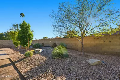 8116 N 18th Way, Phoenix, AZ 85020 - Photo 33