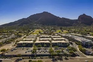 5541 E Stella Ln, Paradise Valley, AZ 85253 - Photo 23