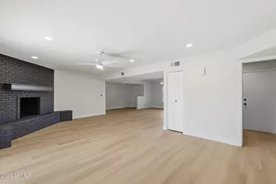 5839 W Hearn Road, Glendale, AZ 85306 - Photo 9