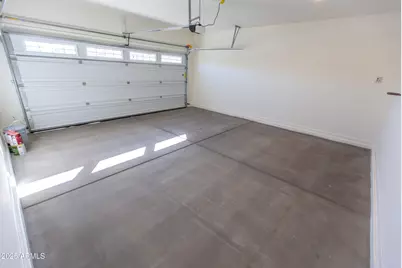 6314 S 34th Lane, Phoenix, AZ 85041 - Photo 31