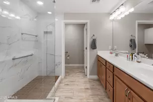 2425 W Bronco Butte Trl, Phoenix, AZ 85085 - Photo 15