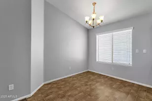 509 E Daniella Dr, San Tan Valley, AZ 85140 - Photo 11