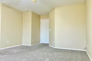 21830 N 31st Dr, Phoenix, AZ 85027 - Photo 11