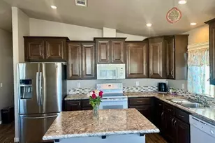 650 N Hawes Rd, Mesa, AZ 85207 - Photo 3