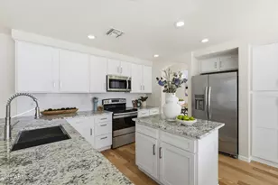 1079 E Jasper Dr, Gilbert, AZ 85296 - Photo 7