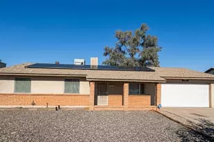 4032 W Laurel Ln, Phoenix, AZ 85029 - Photo 1