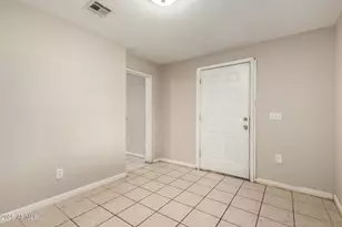 2515 E Adams St, Phoenix, AZ 85034 - Photo 13