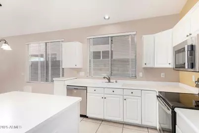 1402 E Shannon Street, Chandler, AZ 85225 - Photo 13