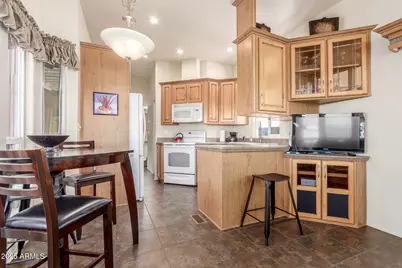 111 S Greenfield Road #421, Mesa, AZ 85206 - Photo 9