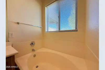9138 W Palm Lane, Phoenix, AZ 85037 - Photo 19