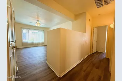 9138 W Palm Lane, Phoenix, AZ 85037 - Photo 11