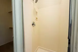 9138 W Palm Ln, Phoenix, AZ 85037 - Photo 17