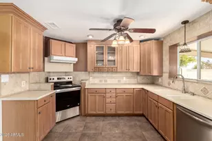 2559 E Elmwood St, Mesa, AZ 85213 - Photo 11