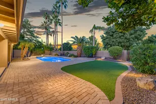 9217 S Kachina Dr, Tempe, AZ 85284 - Photo 7