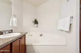 5350 E Deer Valley Dr, Phoenix, AZ 85054 - Photo 17