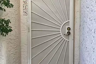 6018 N 79th St, Scottsdale, AZ 85250 - Photo 3