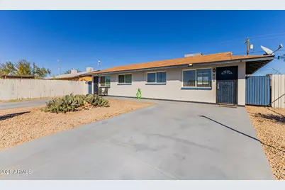 430 E Reizen Drive, Morristown, AZ 85342 - Photo 17