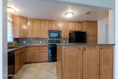 5509 E Cheery Lynn Road #2E, Phoenix, AZ 85018 - Photo 11