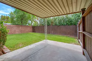 5509 E Cheery Lynn Rd, Phoenix, AZ 85018 - Photo 3