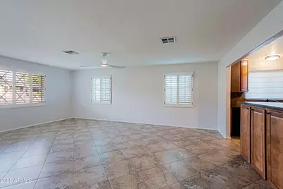 5509 E Cheery Lynn Road #2E, Phoenix, AZ 85018 - Photo 7