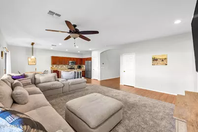 2540 E Misty Willow Lane, Phoenix, AZ 85024 - Photo 9