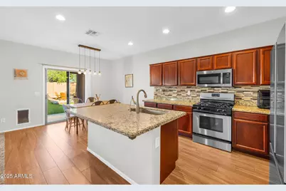 2540 E Misty Willow Lane, Phoenix, AZ 85024 - Photo 3