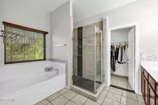 2540 E Misty Willow Ln, Phoenix, AZ 85024 - Photo 19