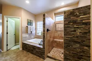15850 W Mercer Ln, Surprise, AZ 85379 - Photo 31