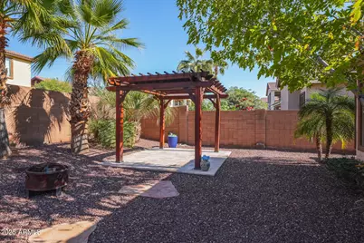 15850 W Mercer Lane, Surprise, AZ 85379 - Photo 35