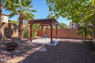 15850 W Mercer Ln, Surprise, AZ 85379 - Photo 35