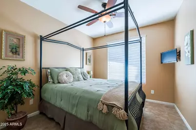15850 W Mercer Lane, Surprise, AZ 85379 - Photo 19