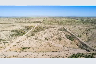 427 W Camelback Road #24, Tonopah, AZ 85354 - Photo 15