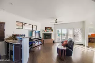 1543 E Mission Ln, Phoenix, AZ 85020 - Photo 7