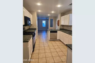 2644 E Megan Street, Gilbert, AZ 85295 - Photo 3